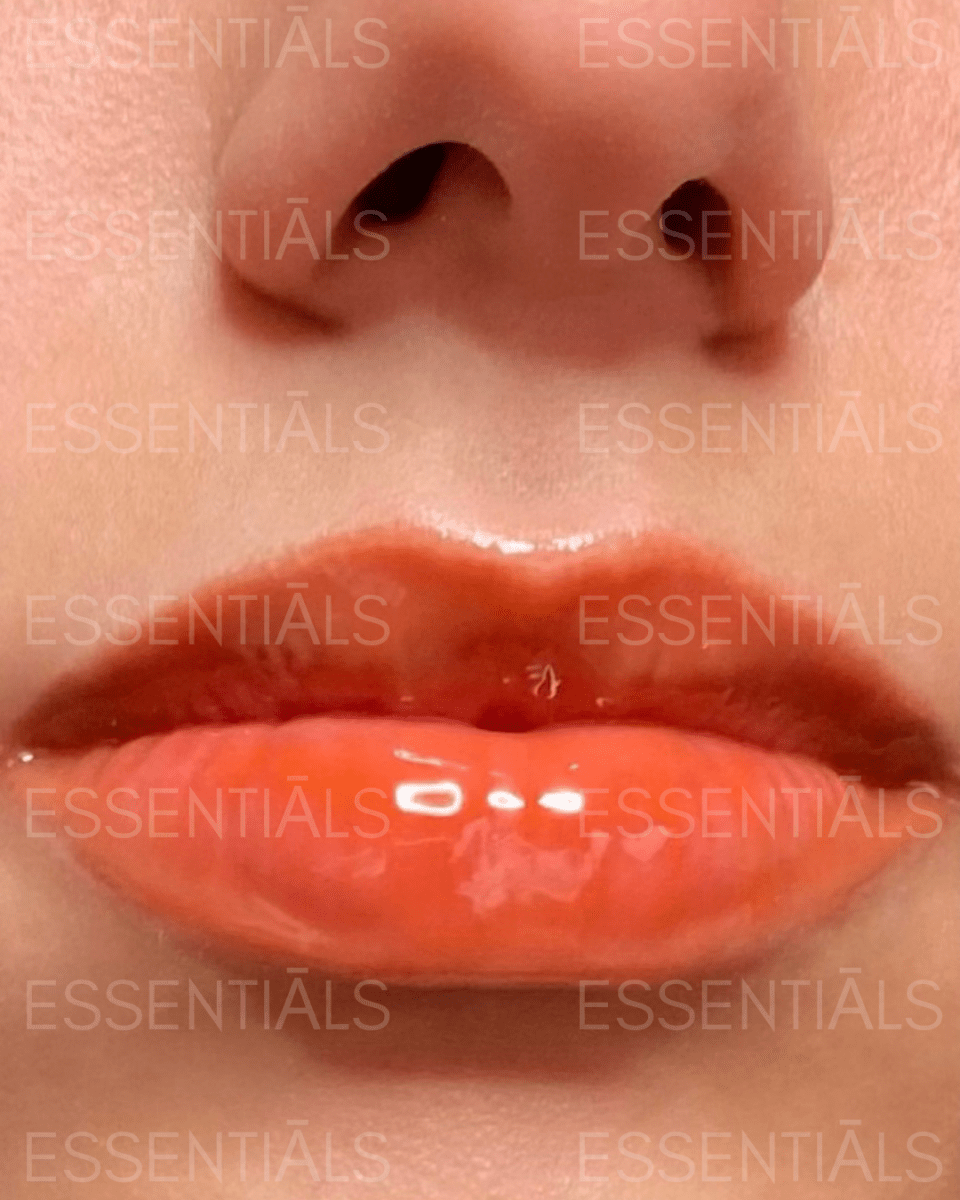 Caramel Gloss Temptation - Celestial Glow - Essentials