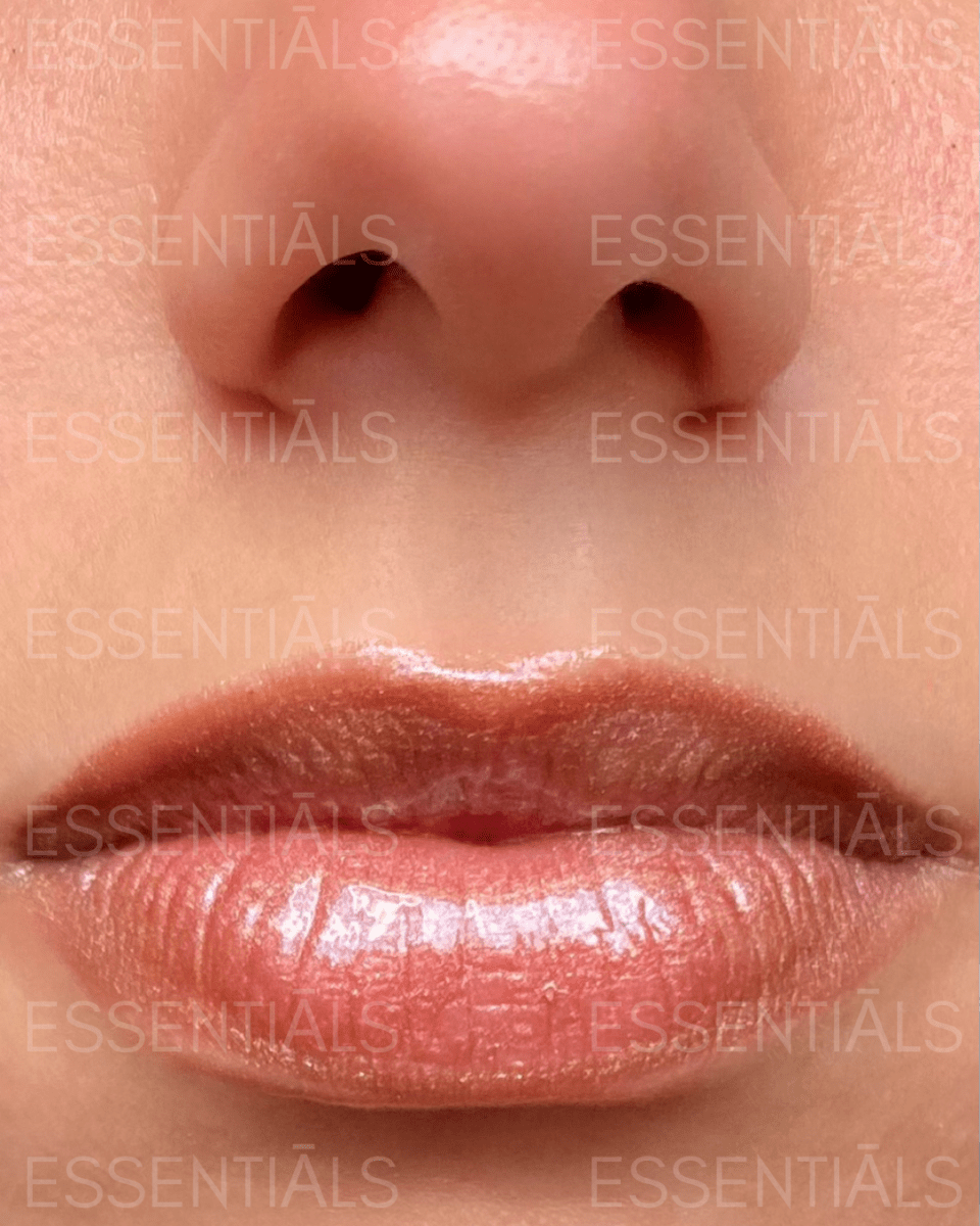 Mocha Gloss Temptation - Celestial Glow - Essentials